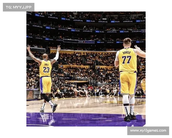 湖人主场迎战黄蜂，詹姆斯东契奇力争连胜